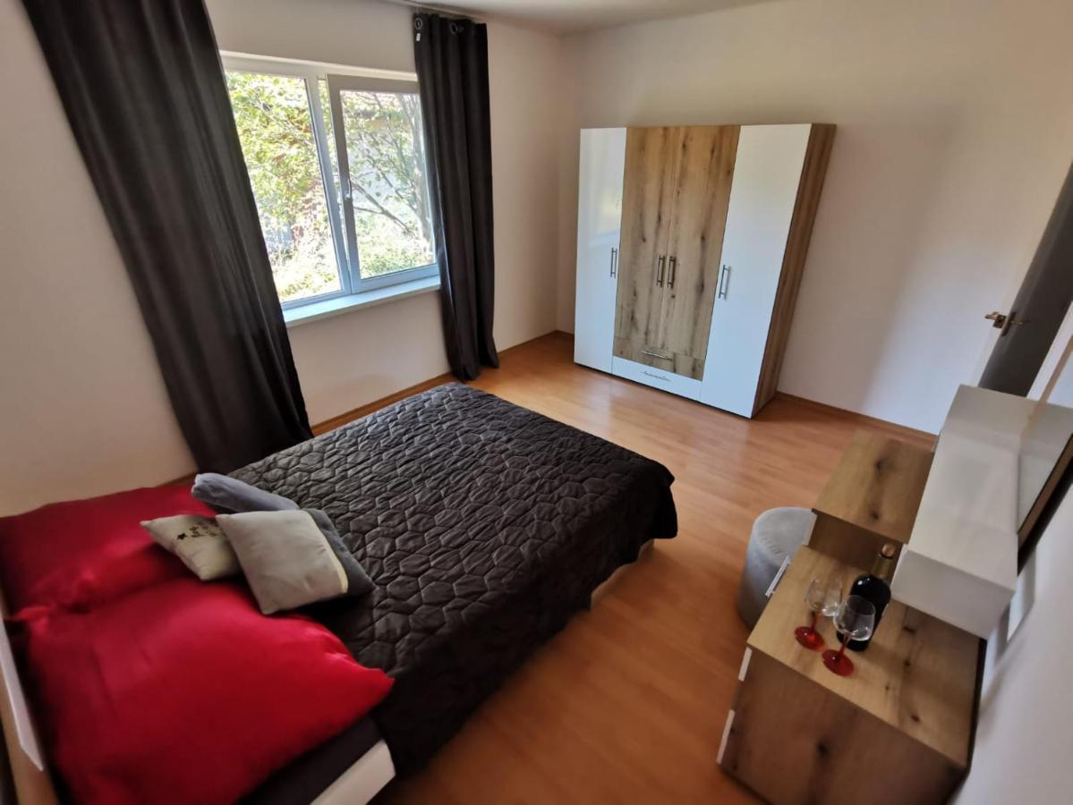 Villa Emine Banya  Exteriör bild
