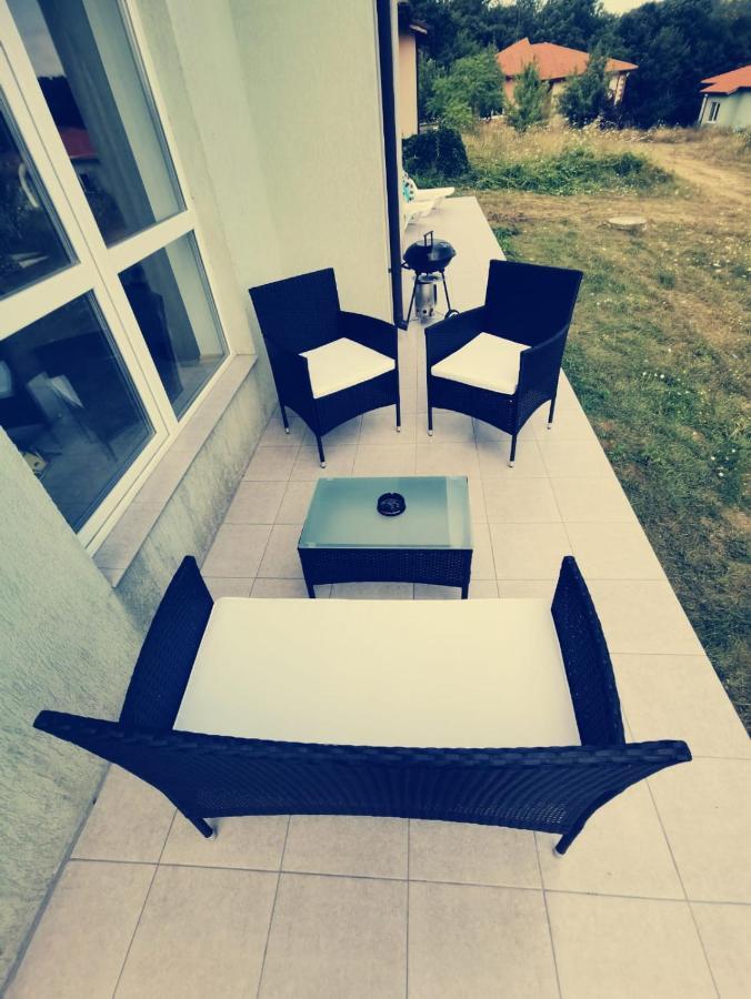 Villa Emine Banya  Exteriör bild